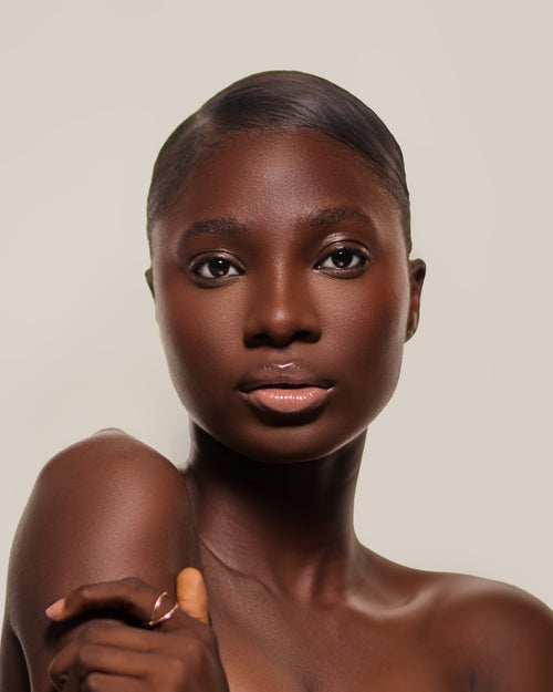 ADORE- PEPTIDE SHINE GLOSS